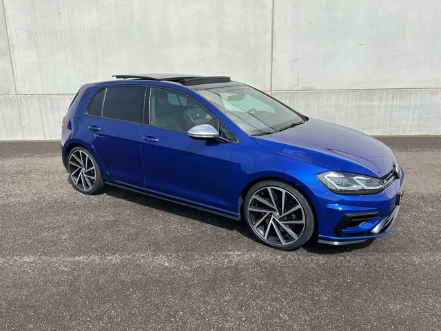 Volkswagen Golf 2.0 TSI 4Motion R 2017 Benzine 13