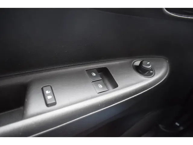 Opel KARL 1.0 ecoFLEX Edition 2015 Benzine 15