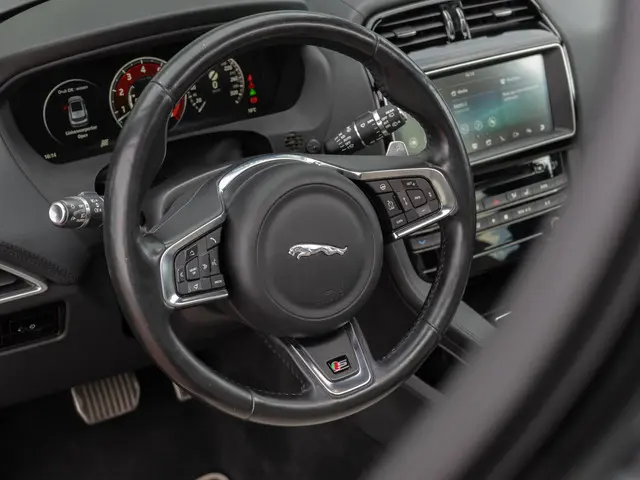 Jaguar F-PACE 3.0 S First Edition AWD 2016 Benzine 5