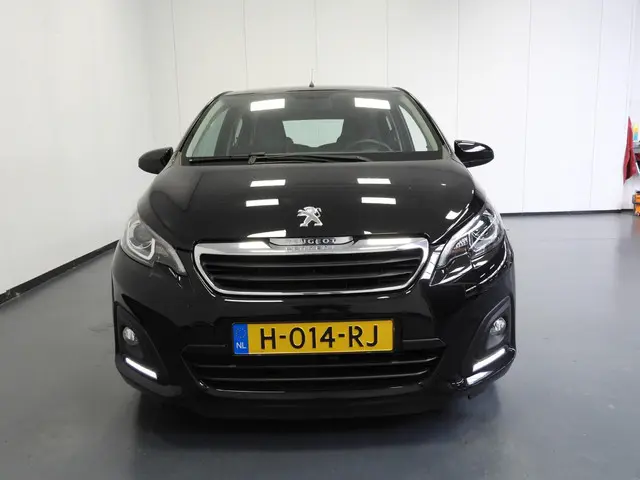 Peugeot 108 1.0 e-VTi Active 2020 Benzine 23