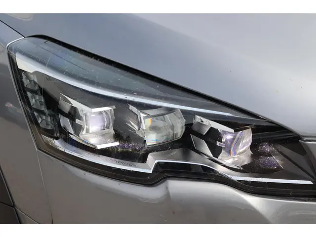Peugeot 508 RXH 2.0 HDi HYbrid4 2017 Hybride Diesel 14