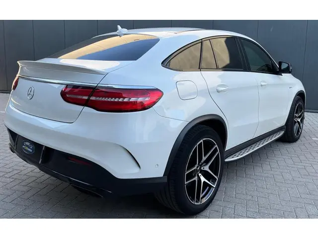 Mercedes-Benz GLE Coupé AMG 43 4MATIC 2017 Benzine 9