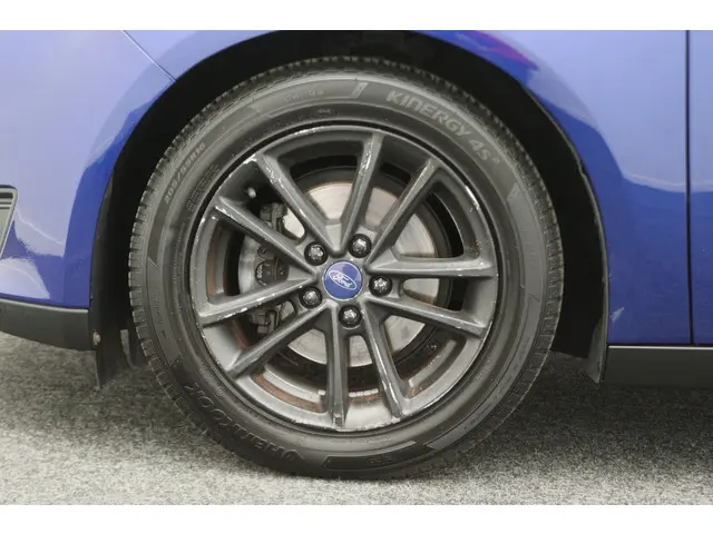 Ford Focus 1.0 EcoBoost Titanium Business 2018 Benzine 25