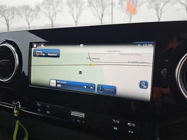 Mercedes-Benz eSprinter 320 2024 Elektrisch 11