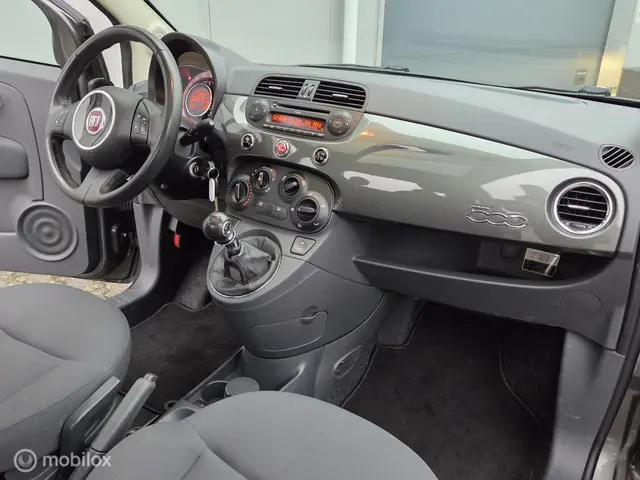 Fiat 500 1.2 Lounge met panodak 2013 Benzine 8