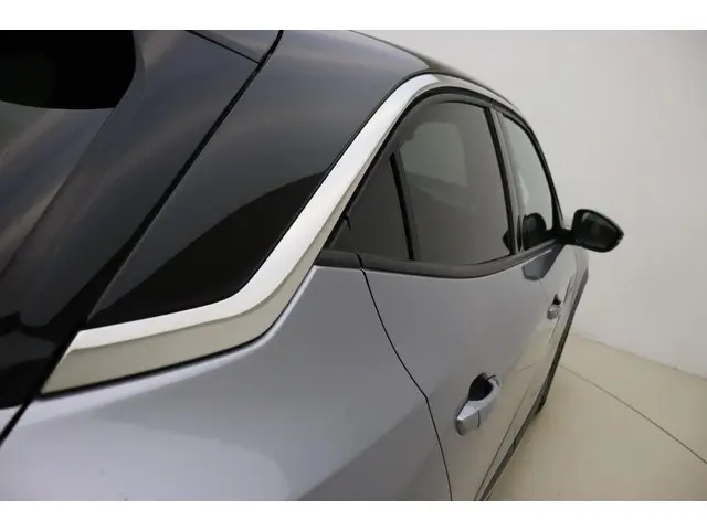 Opel Mokka 1.2 Turbo Business Elegance 2021 Benzine 16