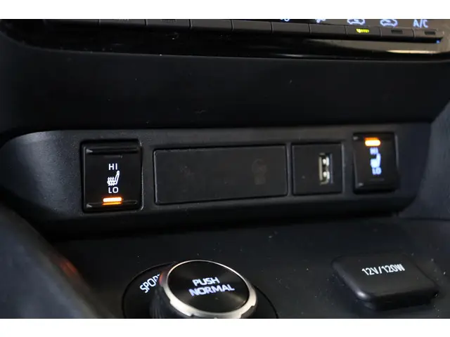 Toyota Yaris 1.6 GR Premium, 1ste eigenaar 2022 Benzine 20