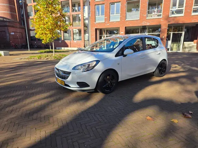 Opel Corsa 1.0 Turbo Edition 2015 Benzine 3
