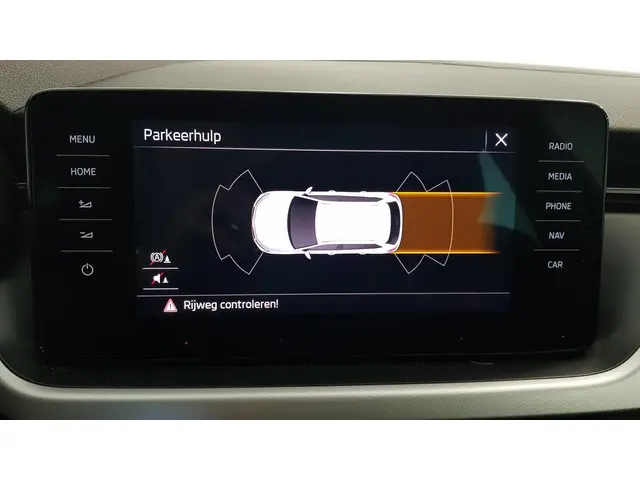 Škoda Kamiq 1.0 TSI 110pk DSG Style 2021 Benzine 16