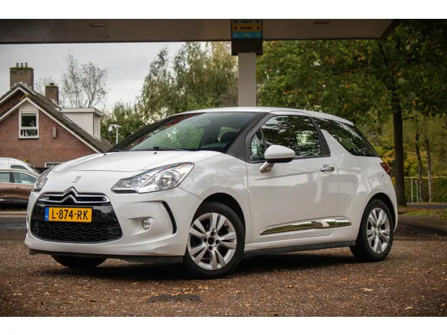 Citroën DS3 1.2 VTi Chic 2014 Benzine 23