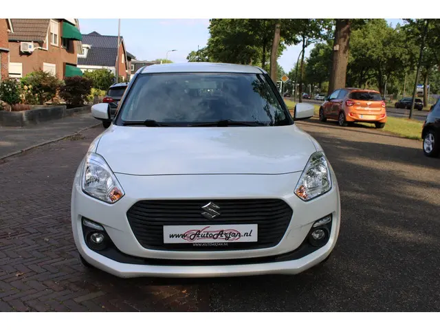 Suzuki Swift 1.2 Business Edition 2017 Benzine 7