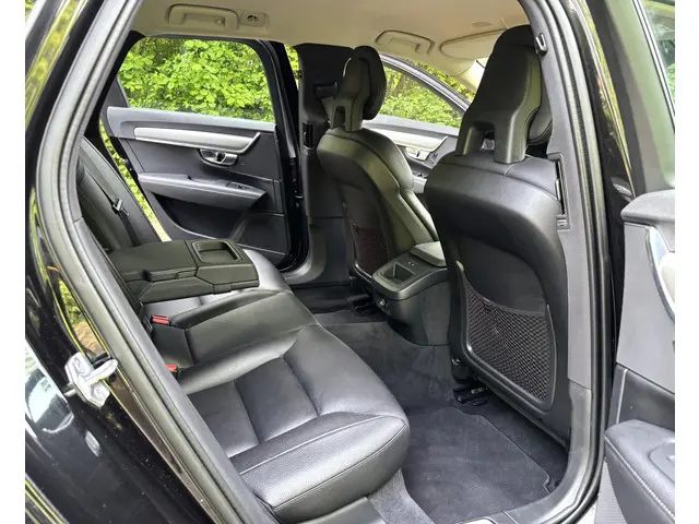 Volvo V90 2.0 T4 2019 YOUR CLASSIC CAR-SOLD. 2019 Benzine 13