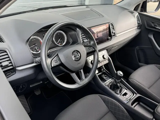 Škoda Karoq 1.0 TSI STYLE BUSINESS 2019 Benzine 4