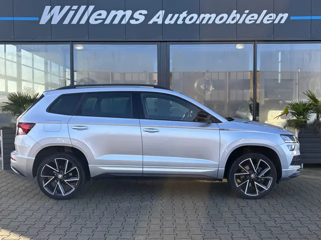 Škoda Karoq 1.5 TSI ACT Sportline Business 2020 Benzine 4
