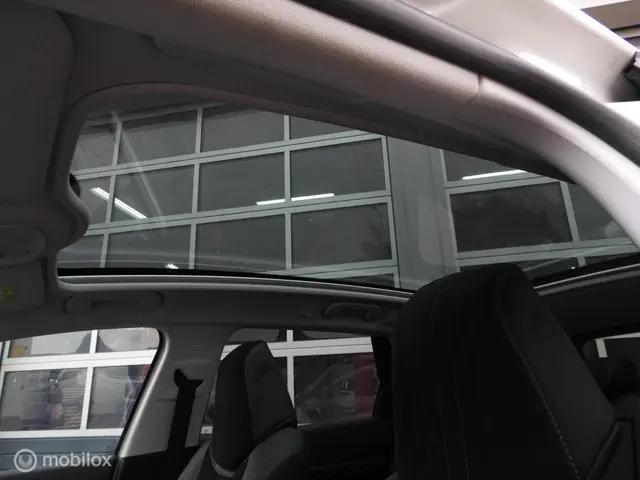 Peugeot 308 SW 1.2 e-THP Première 2014 Benzine 15