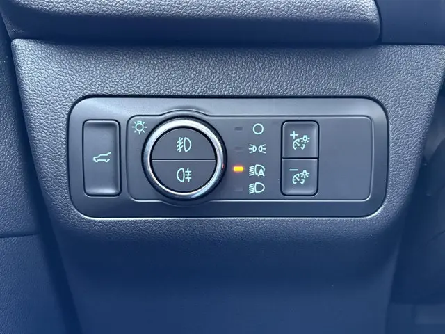 Ford Kuga 2.5 FHEV Active X 2024 Hybride Benzine 17