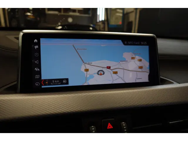 BMW X1 SDrive18i High ExecutiveM-Sport 2021 Benzine 19