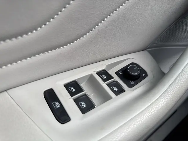 Volkswagen Passat Variant 1.5 TSI Elegance 2020 Benzine 26