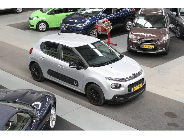 Citroën C3 1.2 PureTech Feel 105g 2018 Benzine 26