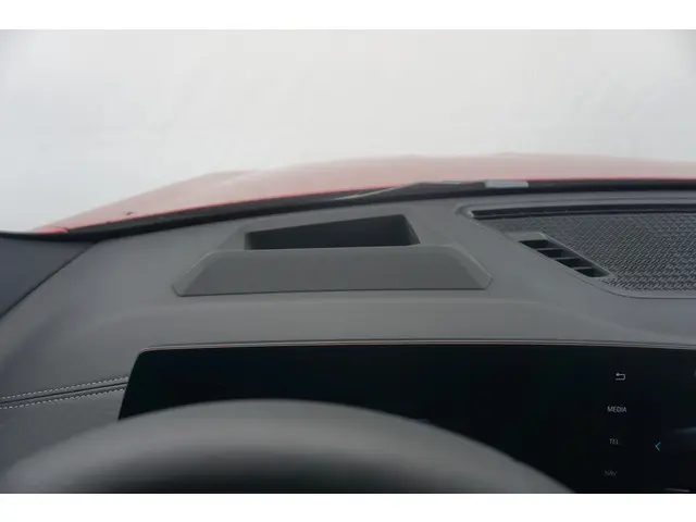 BMW iX2 xDrive30 2024 Elektrisch 21