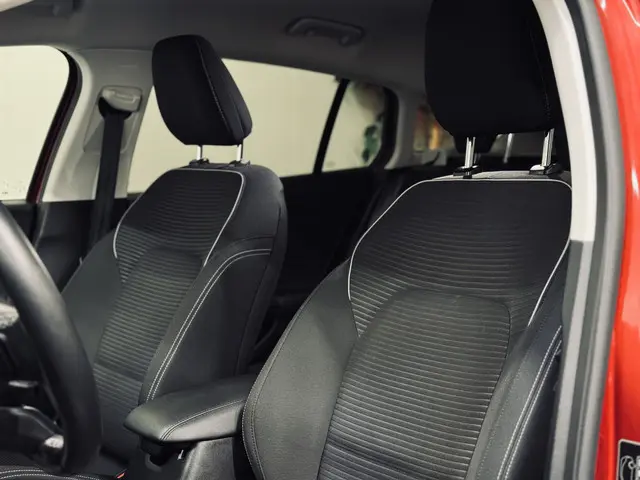 Ford Focus Wagon 1.0 EB Aut. Titanium 2020 Benzine 4