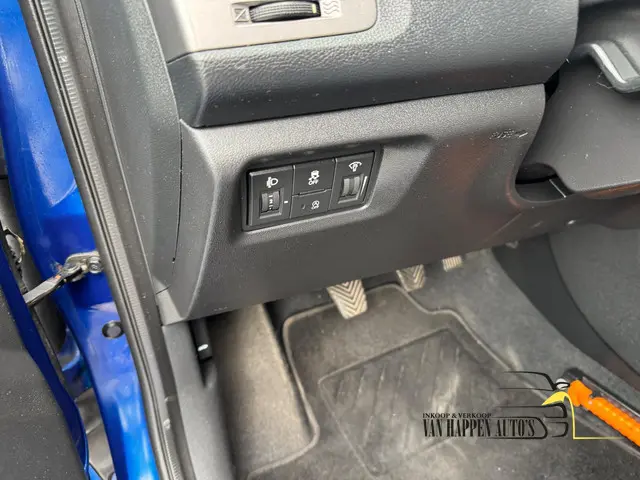 Hyundai i20 1.2i First Edition / APK 10-2026 2013 Benzine 15