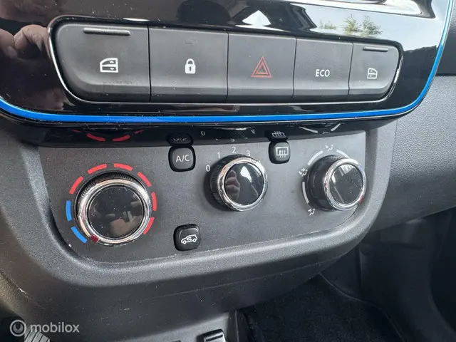 Dacia Spring Comfort 27 kWh | Onderhouden 2022 Elektrisch 9
