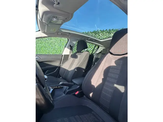 Peugeot 308 1.6 BlueHDi Blue Lease Executive 2016 Diesel 5