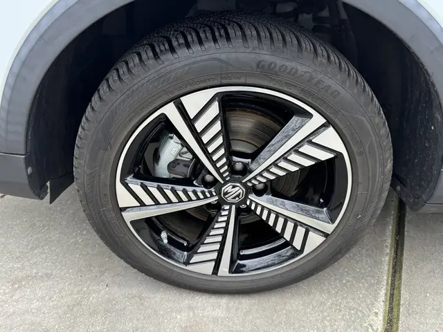 MG ZS EV MG Luxury 45 kWh 140pk 2020 Elektrisch 3