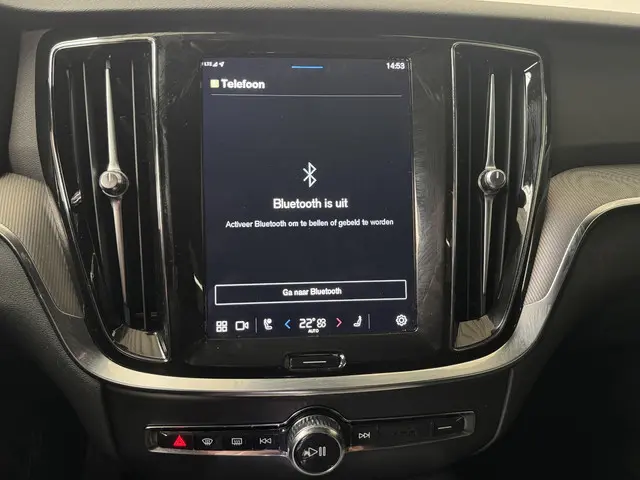 Volvo V60 2.0 B3 Plus Dark 2023 Benzine 31