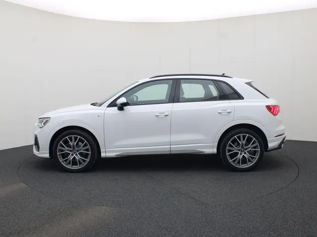 Audi Q3 40 TFSI 190pk quattro S Line 2022 Benzine 29