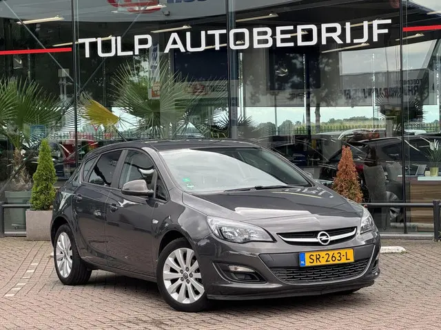 Opel Astra 2