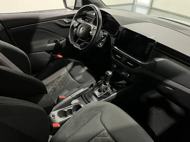 Škoda Scala 1.0 TSI DSG Sport Business 2020 Benzine 12