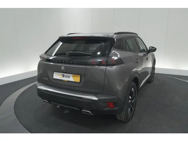 Peugeot 2008 PureTech 130 EAT8 Allure Pack 2021 Benzine 62