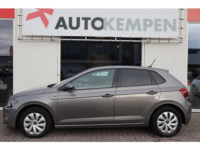Volkswagen Polo 1.0 TSI COMFORTLINE 2021 Benzine 29