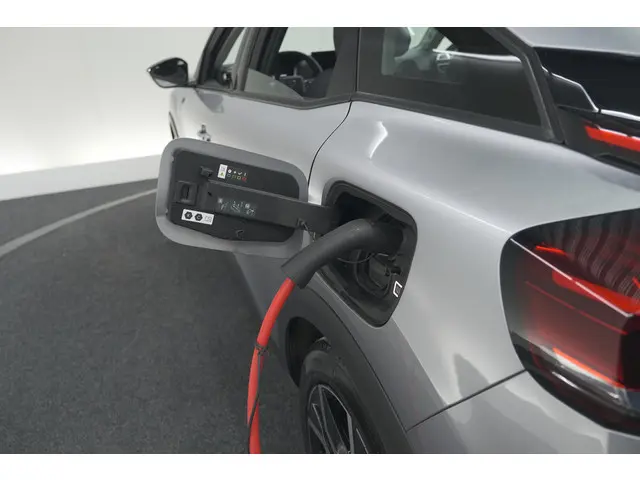 Citroën ë-C4 Feel Pack 50 kWh 2023 Elektrisch 26