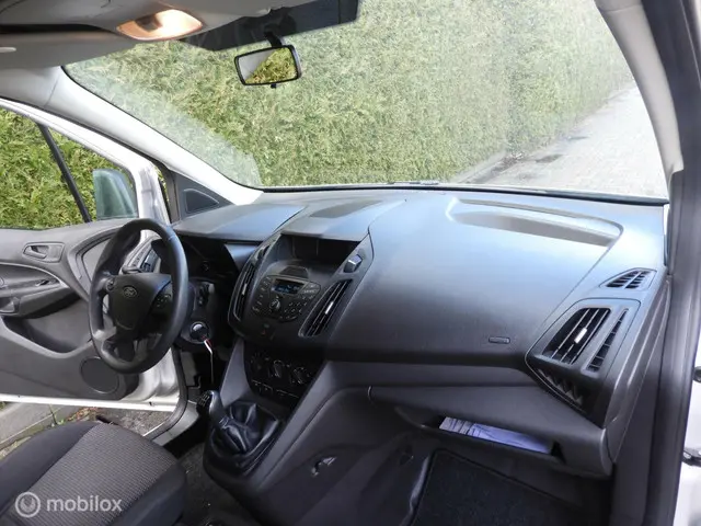 Ford Transit Connect 1.6 TDCI Ambiente 2015 Diesel 13