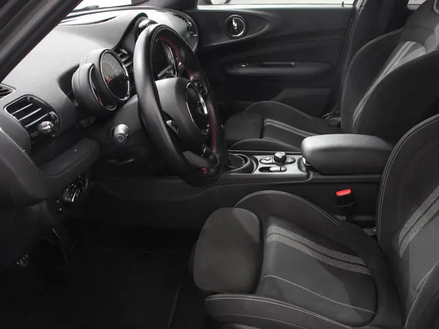 MINI Clubman 1.5 Cooper Chili Hyde Park 2018 Benzine 10