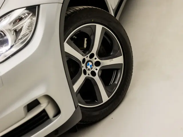 BMW X5 xDrive40e High Executive 2015 Hybride Benzine 40