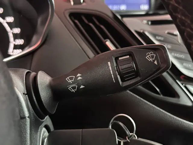 Ford B-MAX 1.0 EcoBoost Titanium 2018 Benzine 32