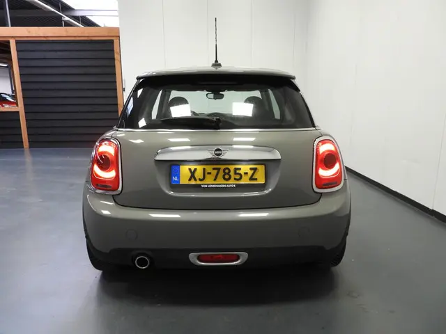 MINI One Mini 1.5 Business 2019 Benzine 25