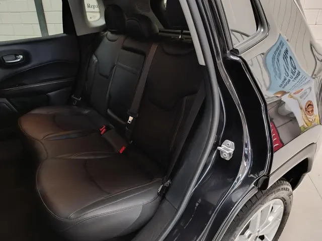 Jeep Compass 1.3T Limited 2020 Benzine 8