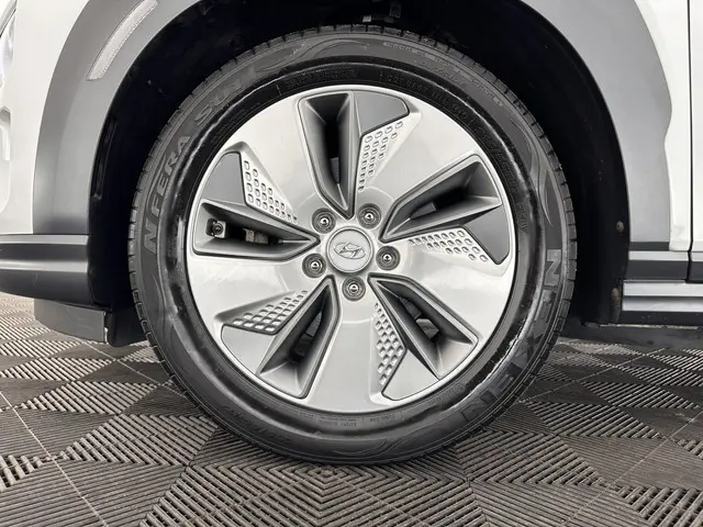 Hyundai Kona EV Premium 64 kWh 2019 Elektrisch 26