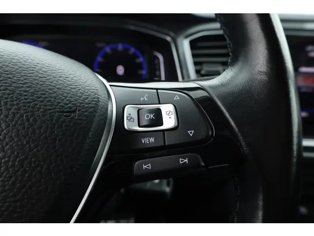 Volkswagen T-Roc 1.5 TSI 150 PK Sport (DSG) 2019 Benzine 15