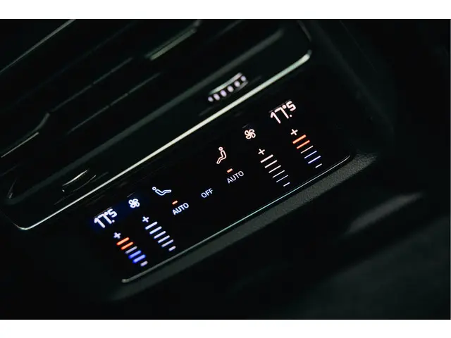 Audi Q7 55 TFSI quattro Pro Line S 2022 Benzine 19