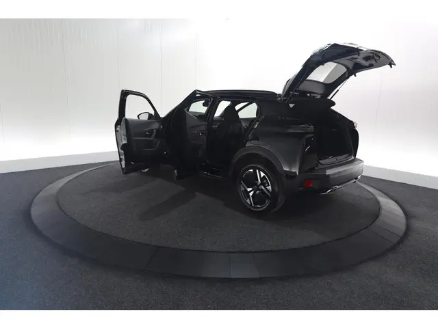 Peugeot 2008 PureTech 130 EAT8 GT 2024 Benzine 82