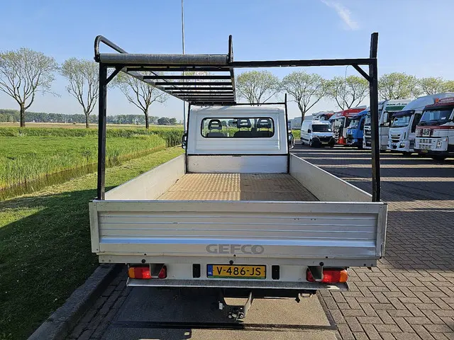 Peugeot Boxer 2.0 2017 Diesel 12