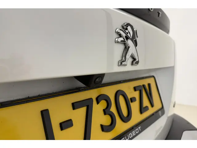 Peugeot e-2008 EV GT 50 kWh 2020 Elektrisch 3