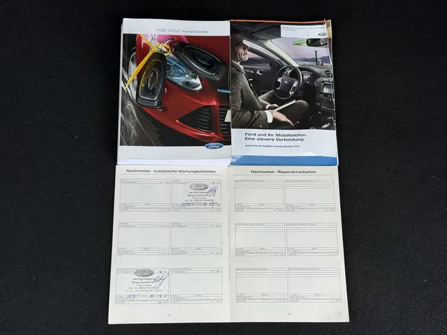 Ford Focus Wagon 1.6 EcoBoost Titanium 2012 Benzine 28