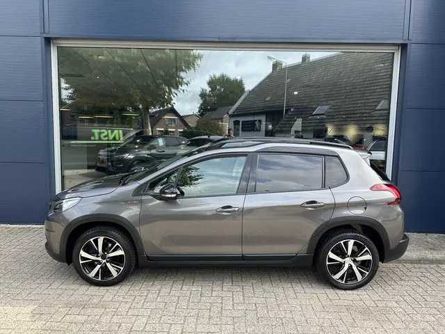 Peugeot 2008 1.2 PureTech GT-line 2018 Benzine 2